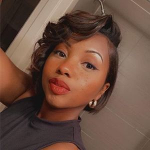 Meet your Posher, Cherly